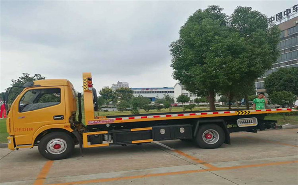 昭通定远24小时拖车救援电话号码，定远道路救援公司怎么收费的